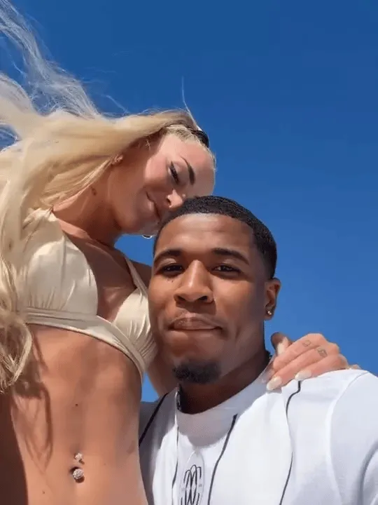 36d4159aaf9aae91aab023428de4737e_w_540_h_720_